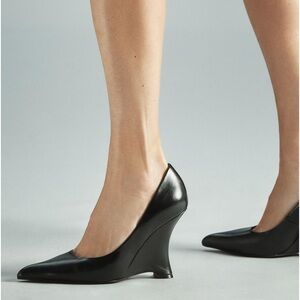 Jeffrey Campbell Intrigued Wedge in Black Sz10